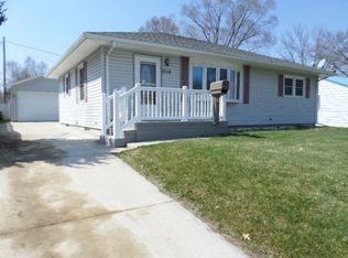 1314 Vermont St, Waterloo, IA 50702