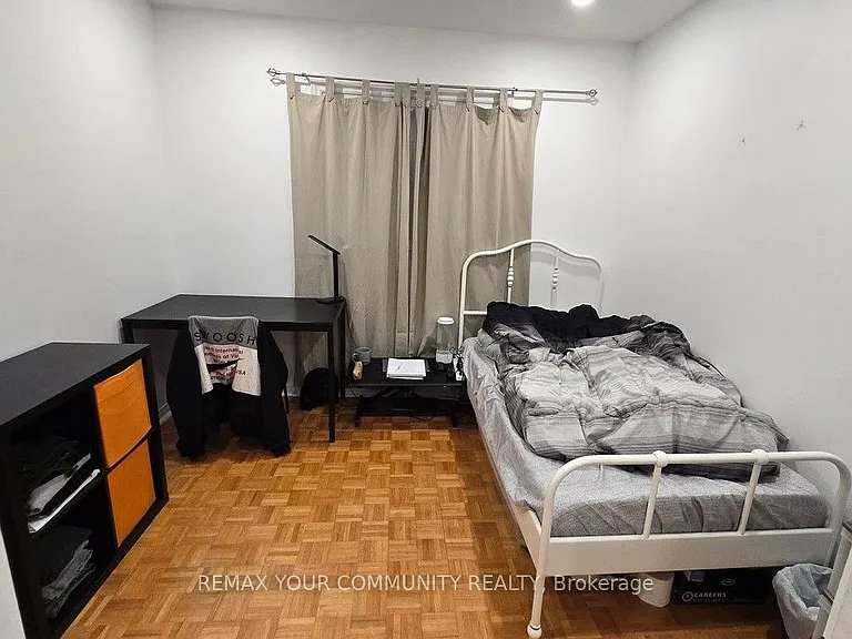 741 Caradonna Cres #25 — Photo 15