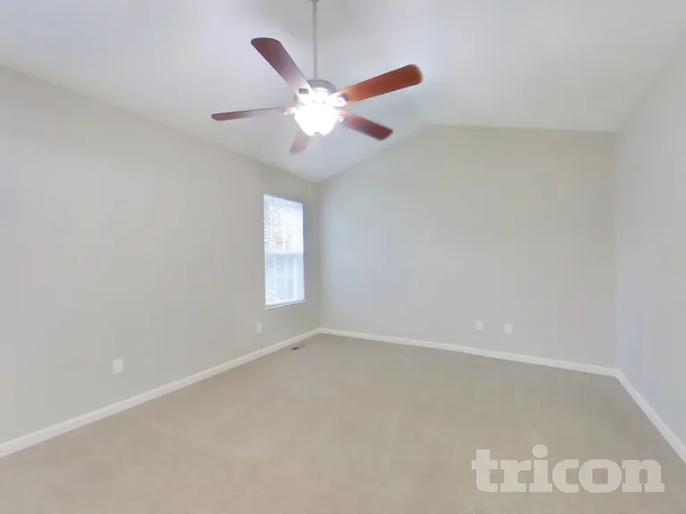 8918 Six Point Ln — Photo 7