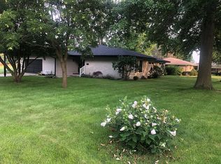 402 E Dunbar St, Blue Mound, IL 62513