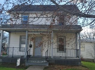 315 E Front St, Mount Morris, IL 61054