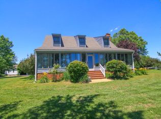 6827 Morattico Rd, Morattico, VA 22523