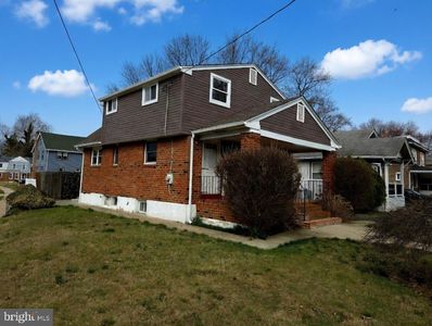 200 E Roland Rd, Brookhaven, PA, 19015
