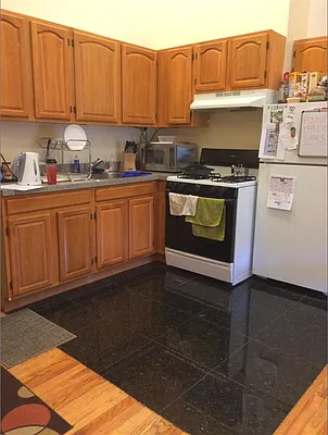 Rented by R New York | media 9