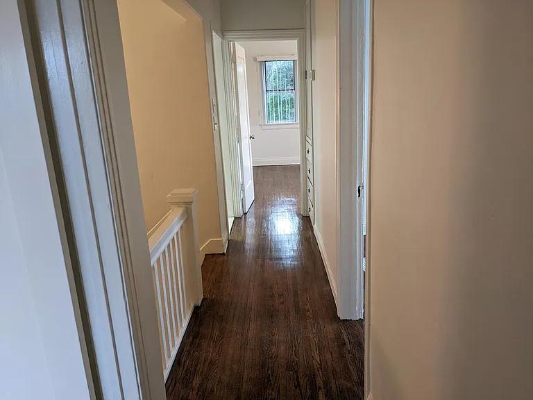 1 Waverly Dr — Photo 11