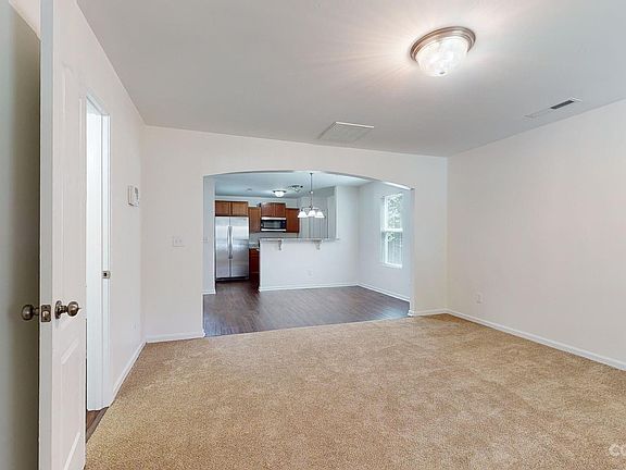 4th image of 6203 Thompson Brook Ln