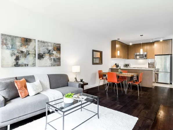 2321 Scotia St #208, Vancouver, BC V5T 0A8