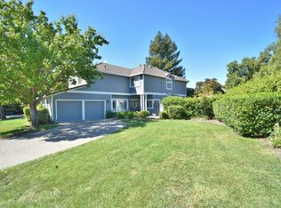 215 Glasgow Cir, Danville, CA 94526