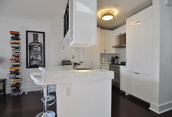 Rented by BLU Real Estate | media 87