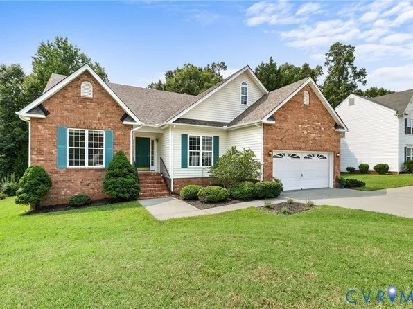 3173 Poplar View Pl, Chester, VA 23831