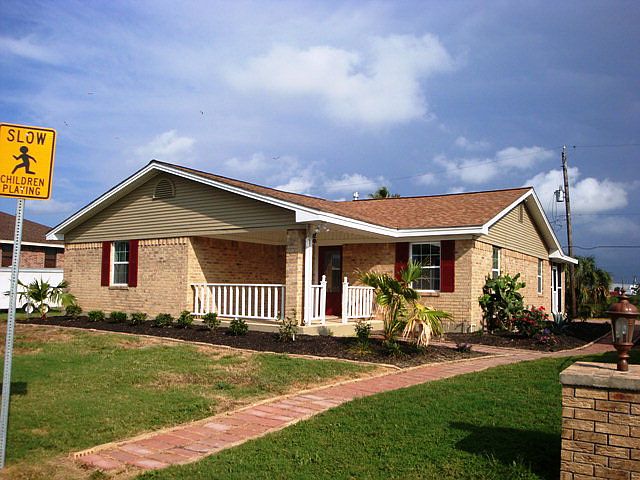 1st image of 8007 Pruitt Dr