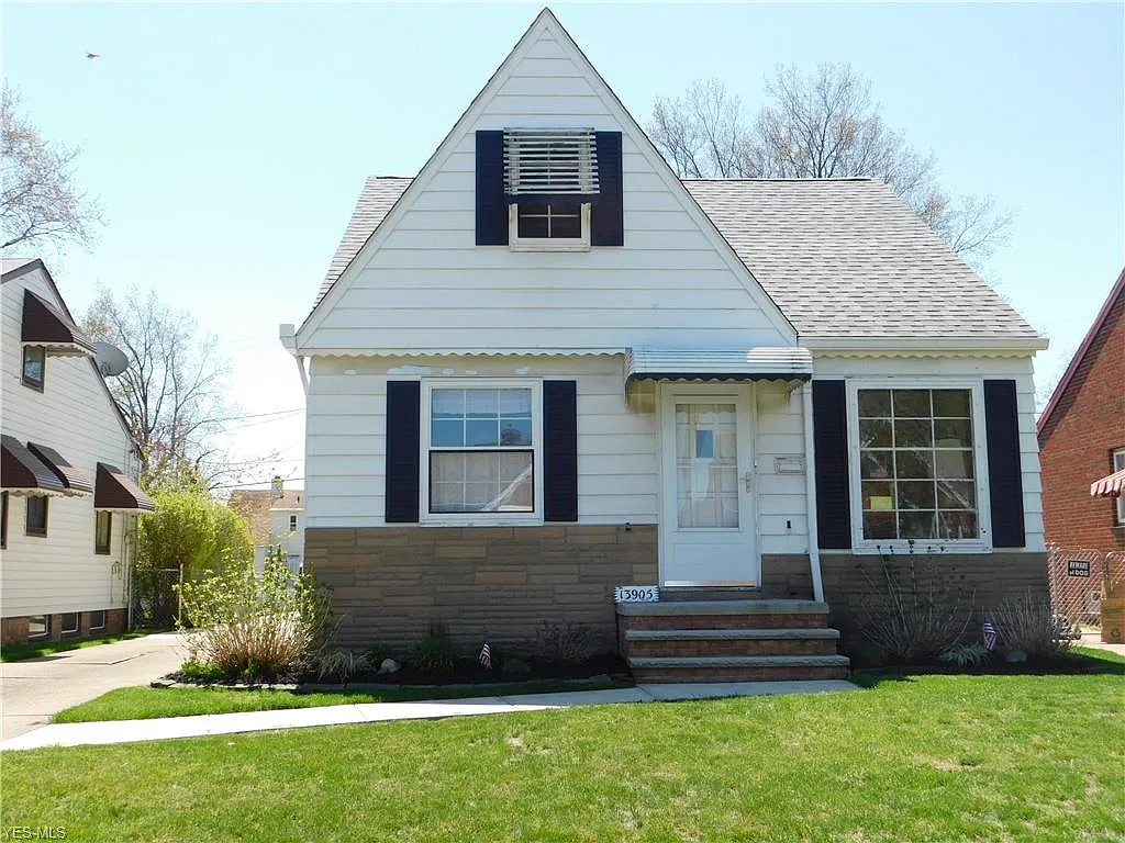 13905 Liberty Ave photo 1