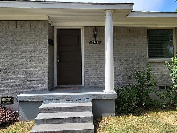 3rd image of 3749 High Vista Dr