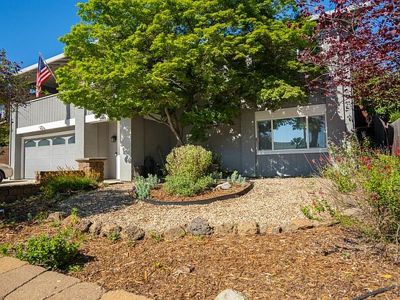 4th image of 1229 Monte Vista Court