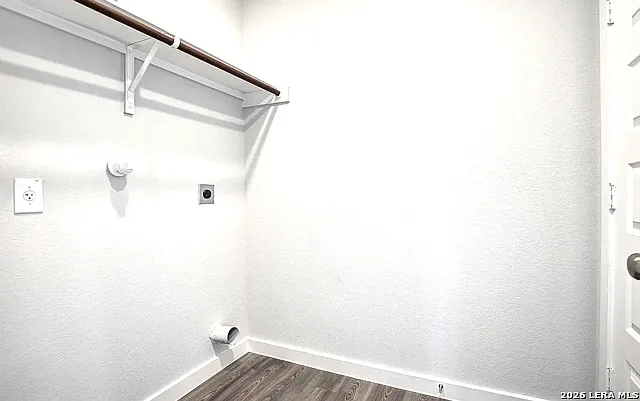 2563 Rambo Dr — Photo 20