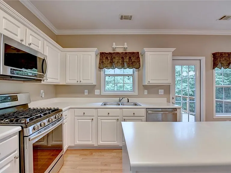 2172 Woodbriar Dr — Photo 19