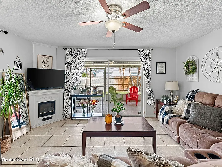 1700 S Merrimac Dr — Photo 10