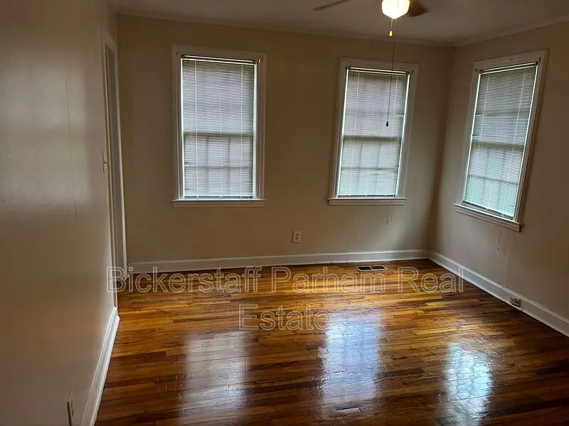 1 bed, 1.0 bath, 500 sqft, $575 — Photo 3