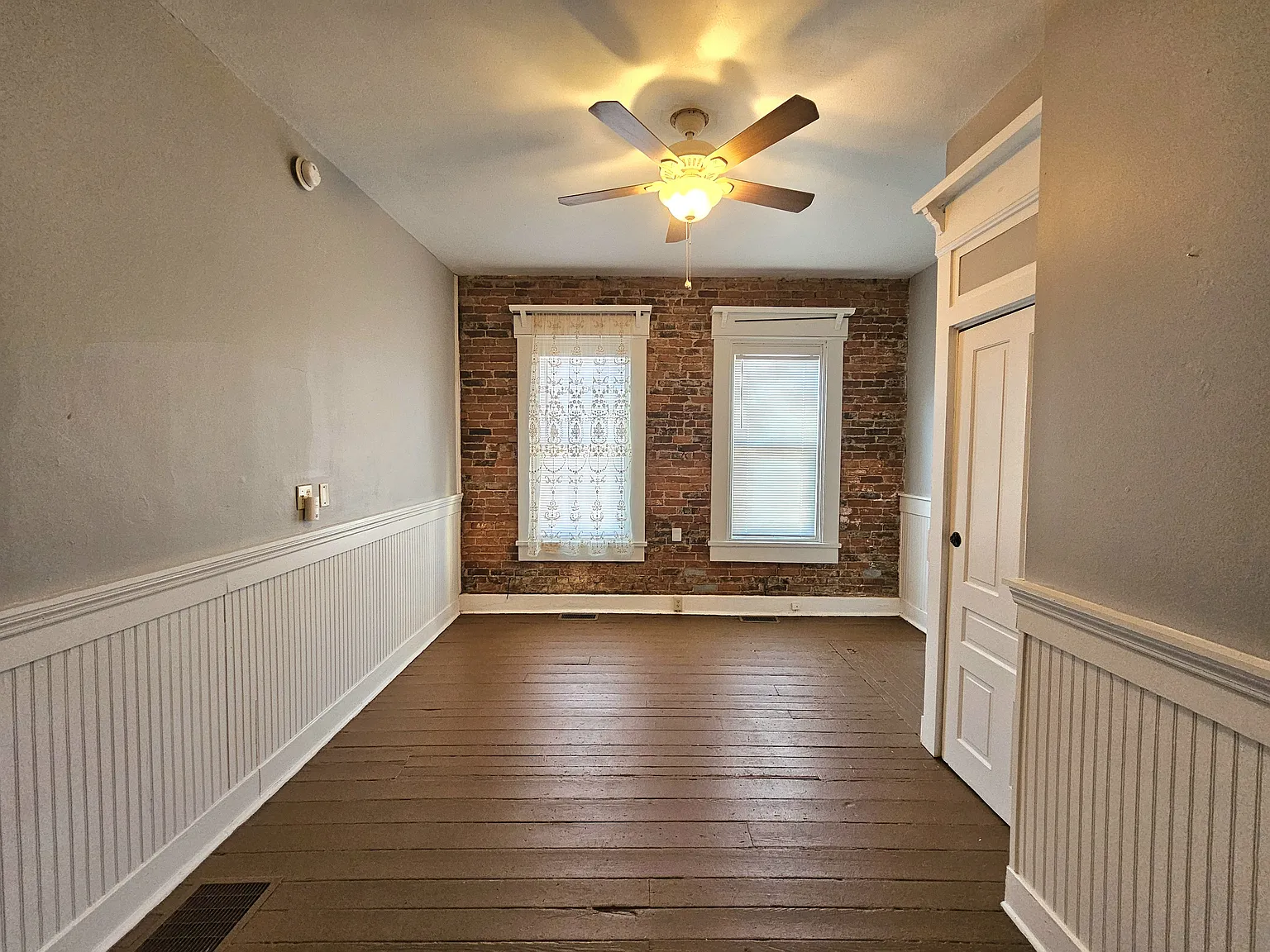 Studio, 500 sqft, $700 — Photo 3