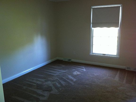 5th image of 1321 Gray Ct