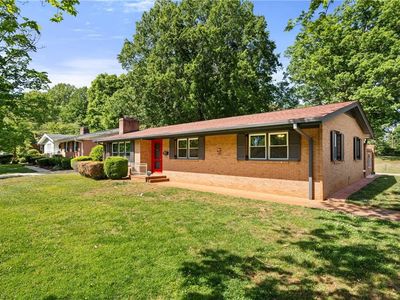 4918 Starmount Dr, Greensboro, NC, 27410