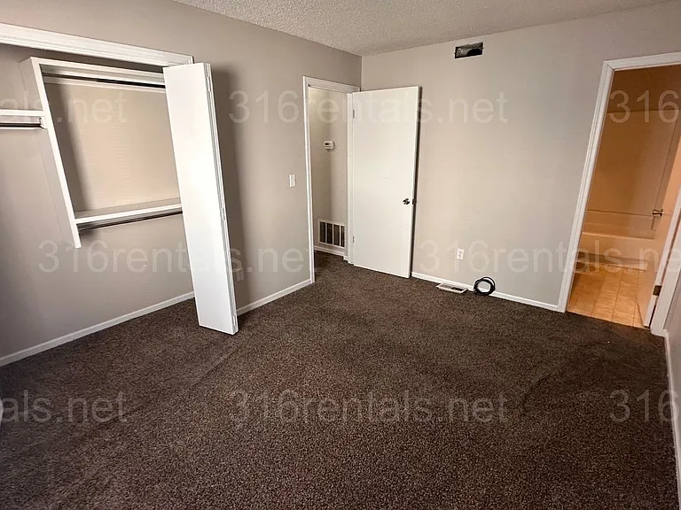 865 N Nims Ave #3 — Photo 11