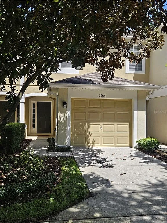 2 bed, 2.5 bath, 1550 sqft, $2,100 — Photo 1