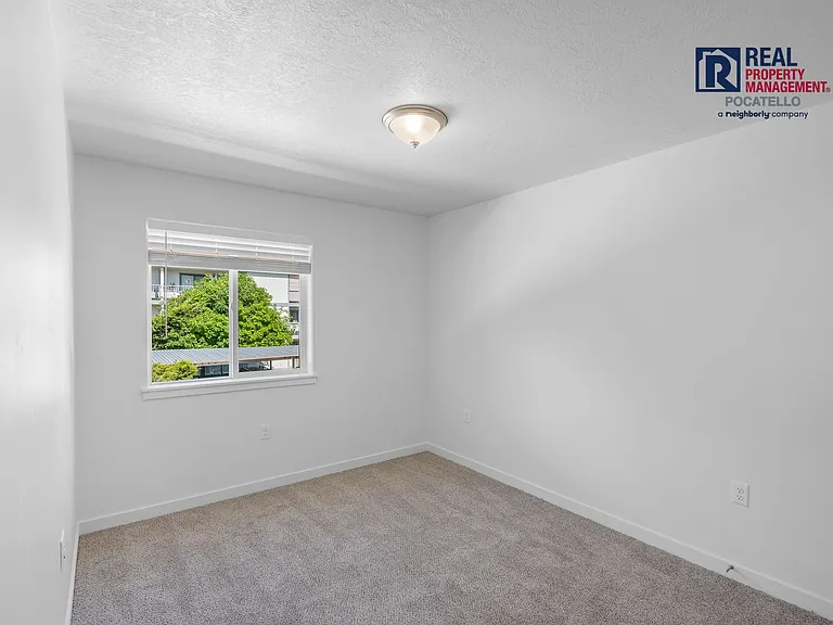 1014 W Quinn Rd #9 — Photo 18