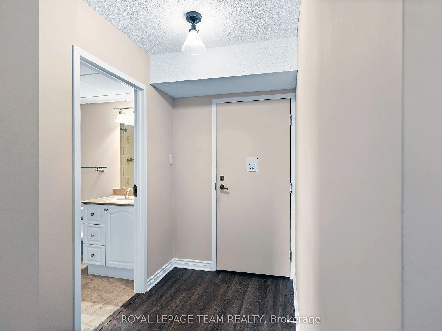 2 bed, $2,895 — Photo 4