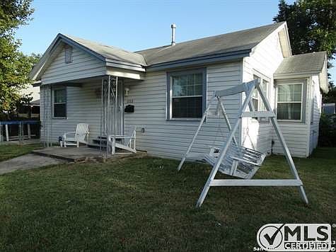 1st image of 626 Hoover Ave