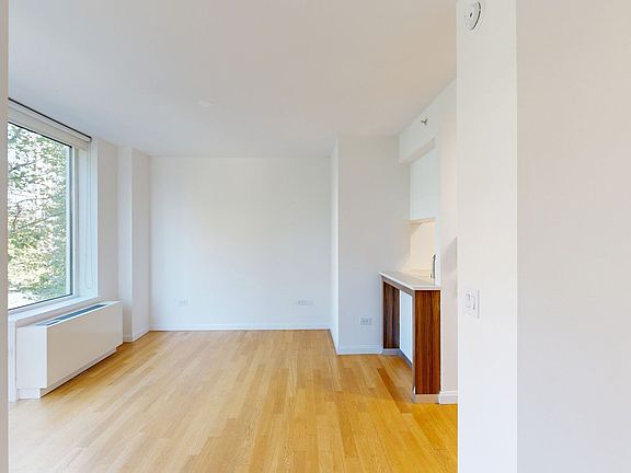 3rd image of 775 Columbus Ave APT 5E