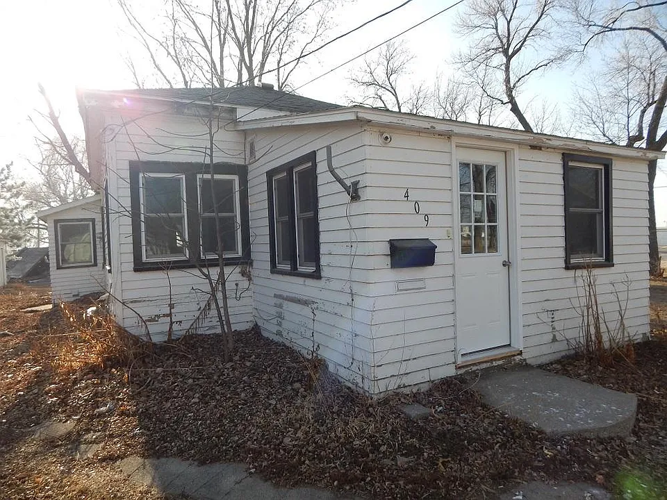 409 W 9th St