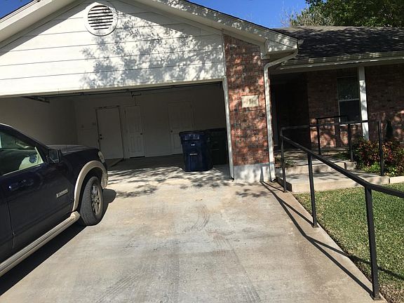 2nd image of 711 Beachwood