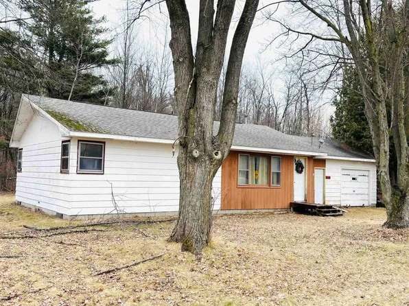2594 Kaiser Rd, Pinconning, MI 48650