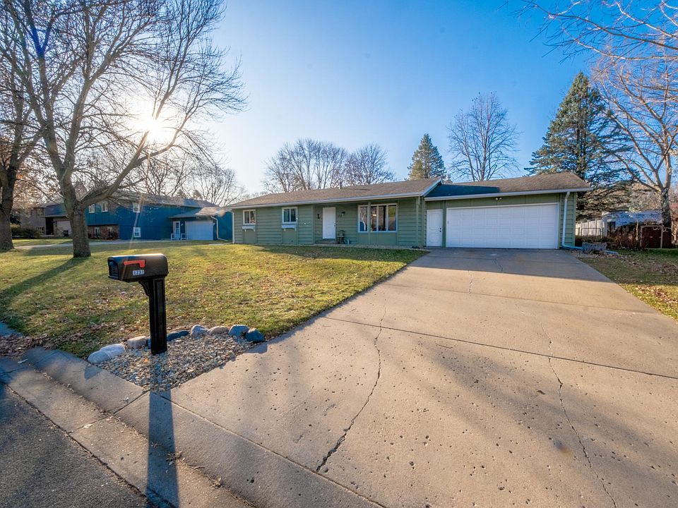 1st image of 1731 Jackson Ct