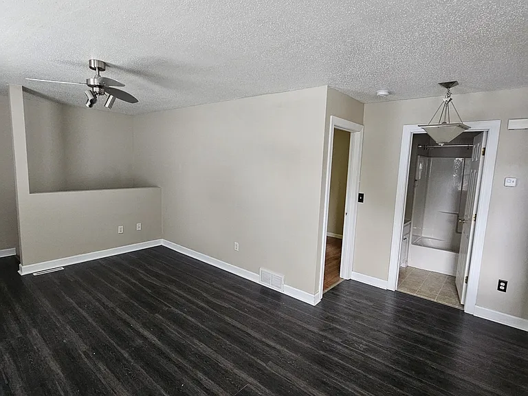 505 N 17th St #505 — Photo 3