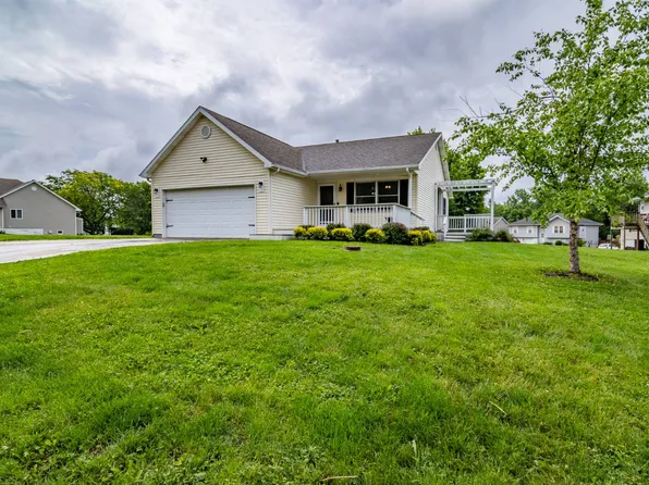1206 Sam Den Cir, Cameron, MO 64429