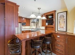 6 Charlesgate E #101, Boston, MA 02215