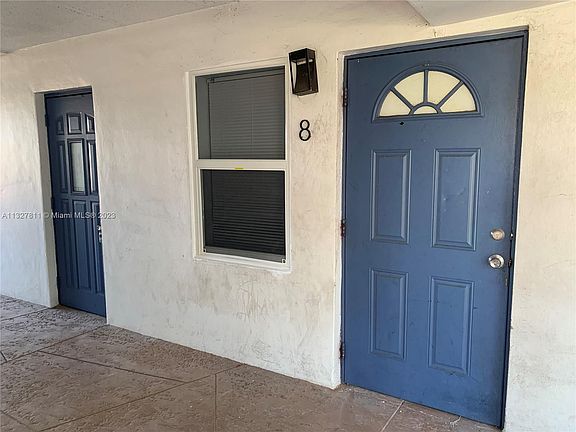4th image of 600 NE 46th Ct APT 8