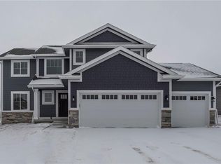 10058 Empire Ct, West Des Moines, IA 50266
