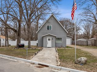 1137 Campbell Ave, Detroit Lakes, MN 56501