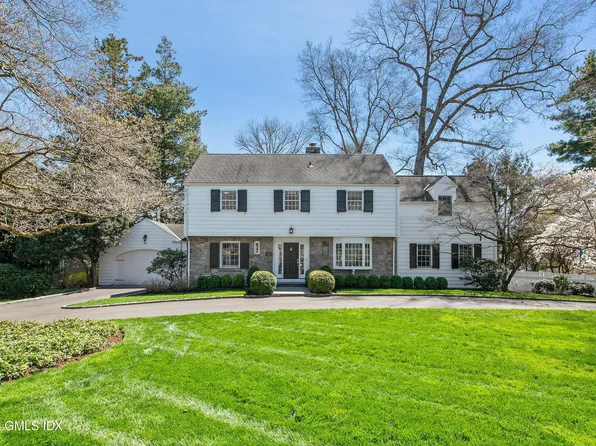 19 Crescent Rd, Riverside, CT 06878