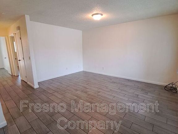 3rd image of 2318 N Angus St APT 105