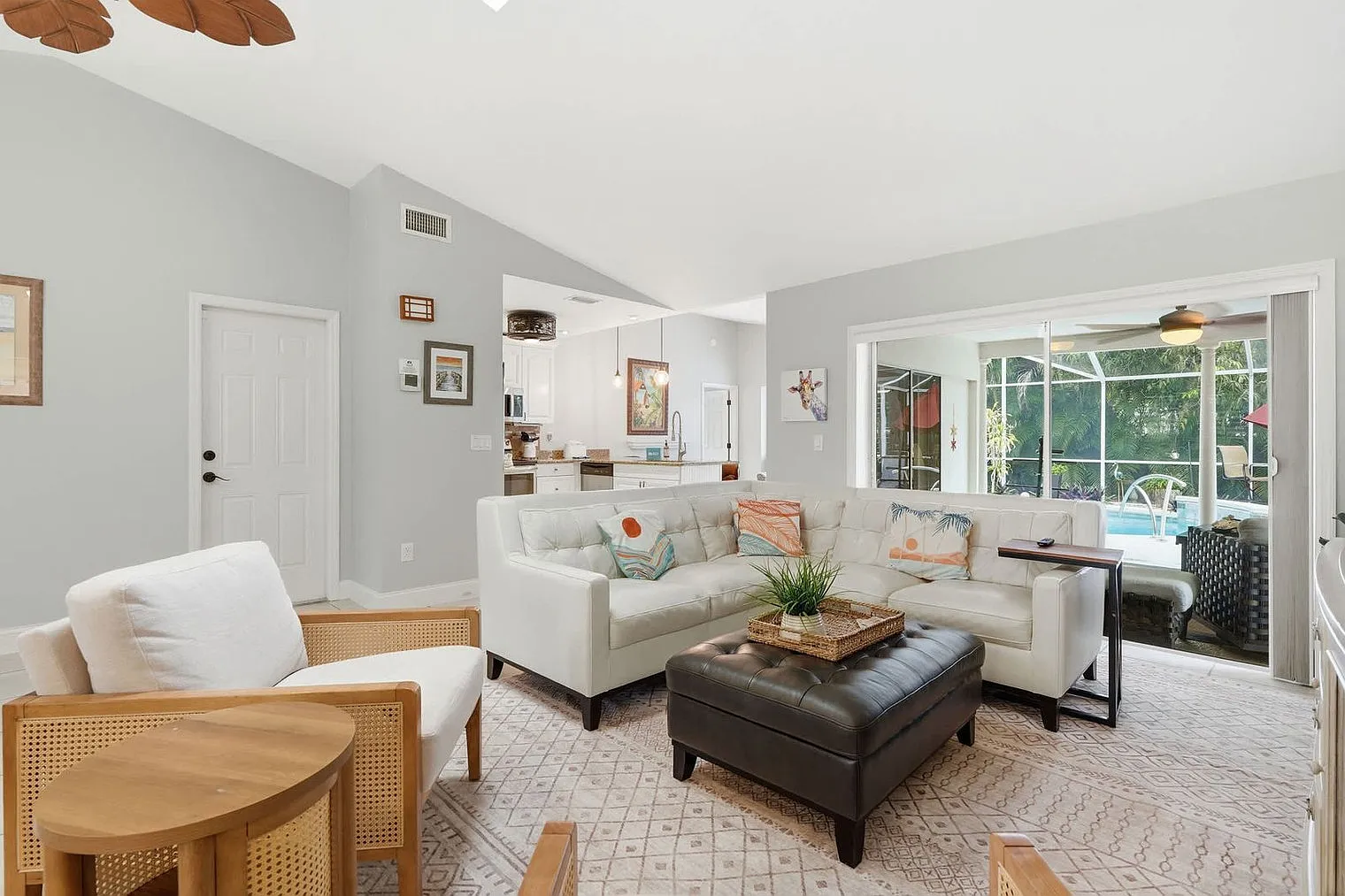 3 bed, 2.0 bath, 1550 sqft, $9,761 — Photo 1