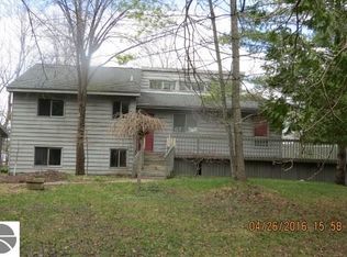 6150 Recreation Dr, Bellaire, MI 49615