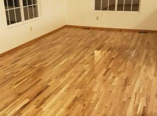 1216 Jack Pine Dr, Kalamazoo, MI 49006