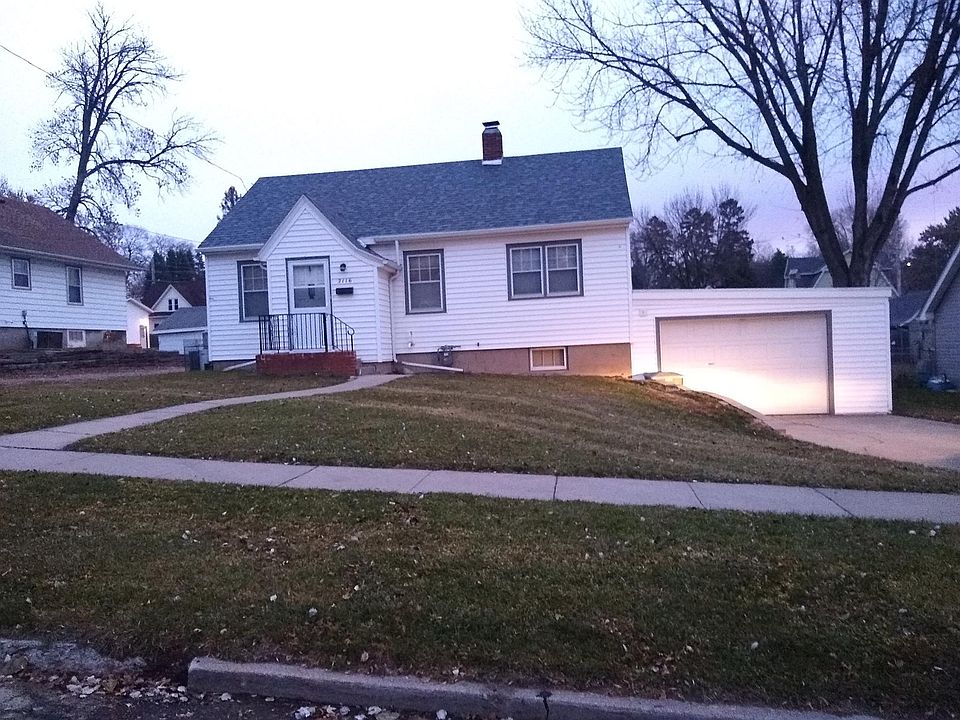1st image of 2116 Soclinton St