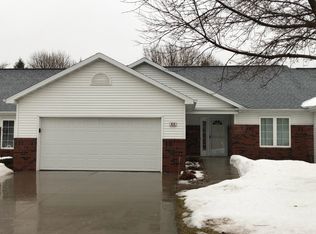 920 W Bent Oak Ln, Appleton, WI 54914