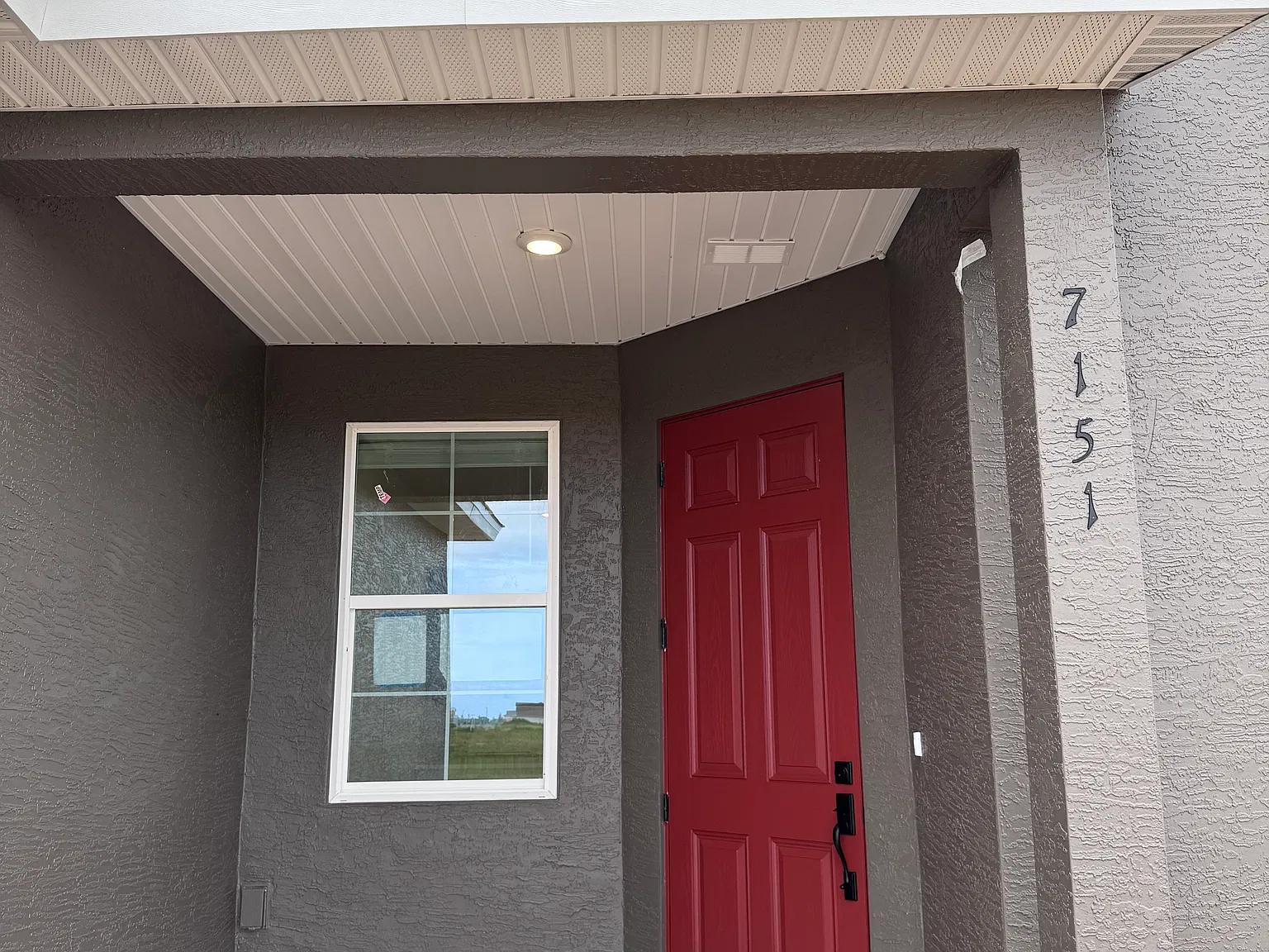 3 bed, 2.5 bath, 1551 sqft, $1,900 — Photo 2