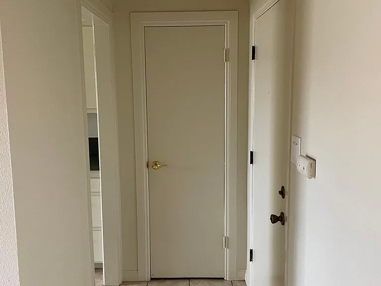11619 Downey Ave #209 — Photo 10
